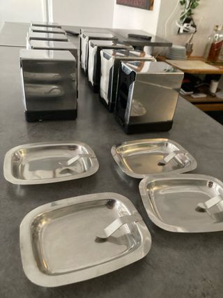 10 servilleteros bar