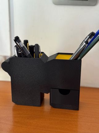 Portapenne MTV con cassetto