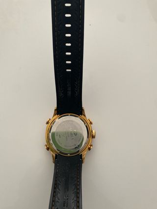 Reloj Marea Caballero Negro y Dorado