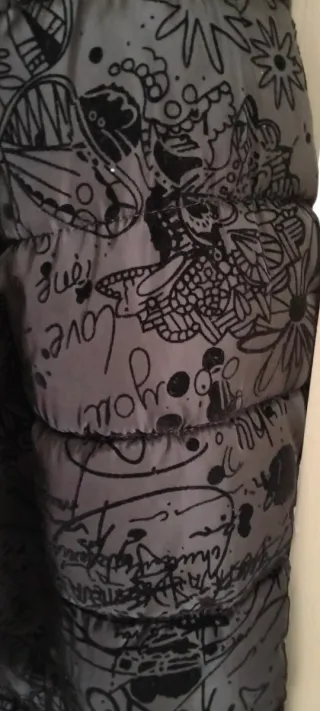 Abrigo acolchado estampado señora