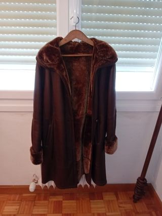 Abrigo Pasarella Piel Cordero Marrón