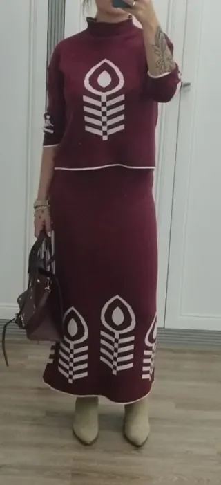 Conjunto lana jersey y falda talla única. Nuevo.