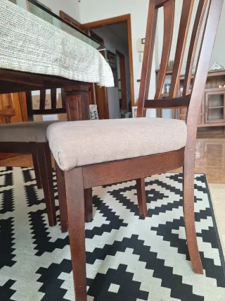 Mesa de comedor con 6 sillas