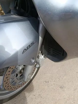 Suzuki burman 650 CV con ABS