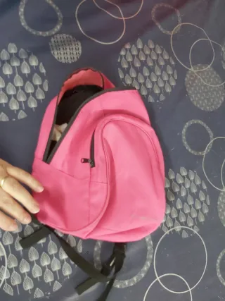 Mochila Quechua rosa
