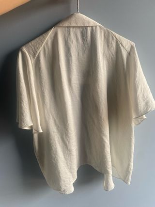 Camisa Zara Blanca Talla XL con Lazos