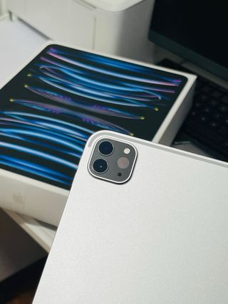 iPad Pro 12.9” M2 6th Gen