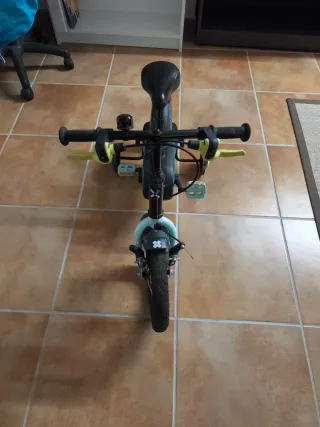 Bicicleta infantil B'TWIN 14 pulgadas