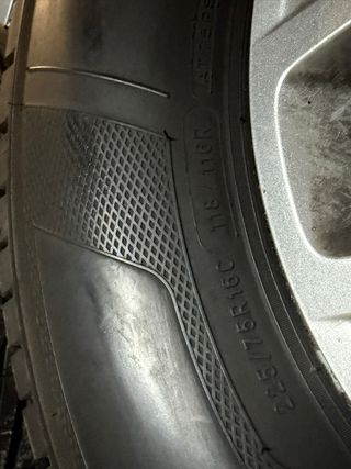 Juego 4 Llantas + Neumáticos Fiat