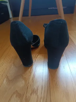 Zapatos de fiesta negros para mujer
