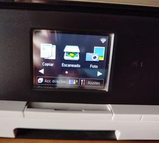 Impresora Brother DCP-J4120DW funcionando