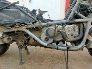 Despiece de Suzuki 650AN