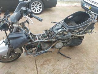Despiece de Suzuki 650AN