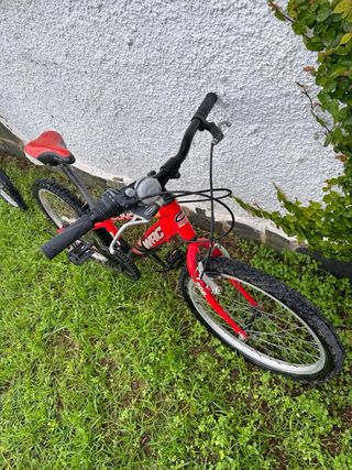 Bici infantil Conor WRC roja