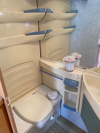 Caravana Caravelair Odyssea de menos de 750kg .