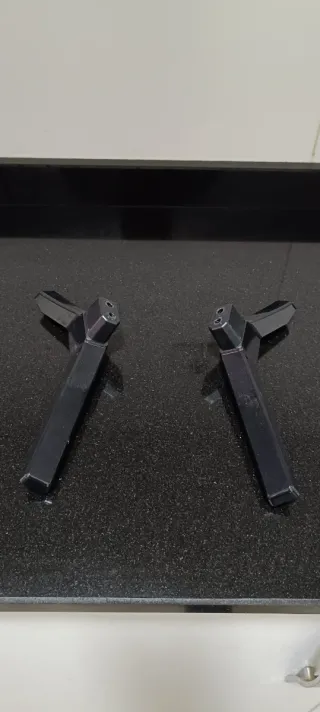 Patas TV Schneider LED 32