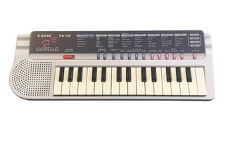 Piano Casio Club M100 con caja como nuevo