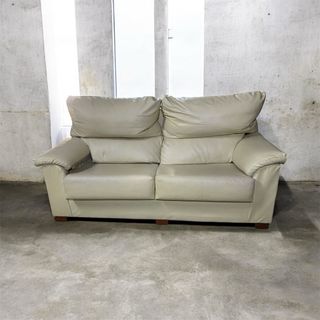 Sofá de 2 plazas beige
