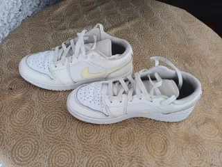 Zapatillas Blancas Deportivas