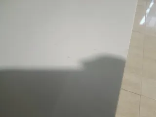 Mueble bajo TV blanco