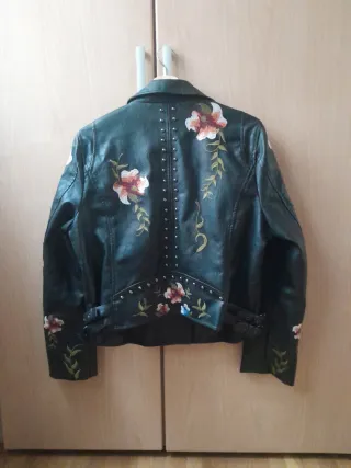 Cazadora Piel Negra Bordada Flores