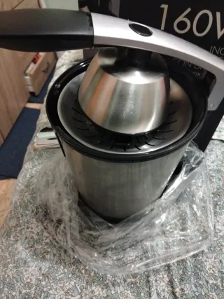 Exprimidor Eléctrico Inox Kuken 160W Nuevo