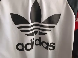 Chaqueta bomber Deportiva Adidas