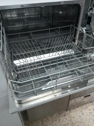 Lavavajillas sobremesa Balay blanco