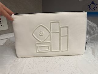 Pochette Chanel Skincare nuova