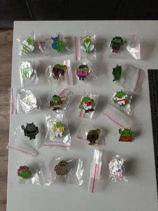 Colección Pins Android MWC 2012 originales