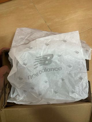 New Balance 530 Plata y Blanco