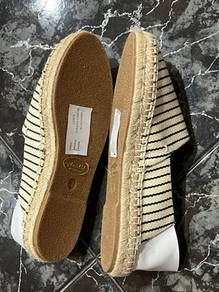 Alpargatas Splendid Talla 37 Rayas Beige/Negro