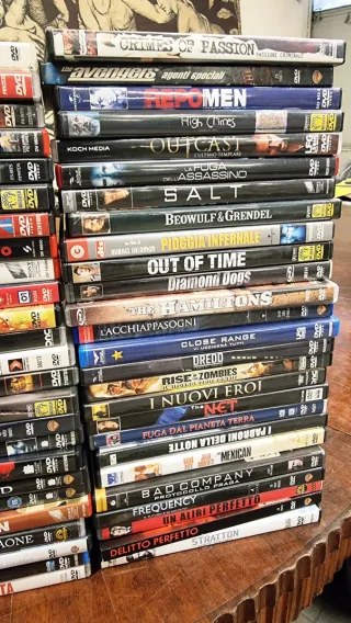 Offerta 10 Blu-ray + 10 DVD a scelta