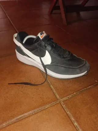 Nike Waffle Debut Negro/Blanco