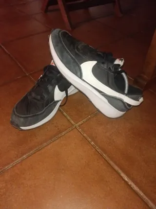 Nike Waffle Debut Negro/Blanco