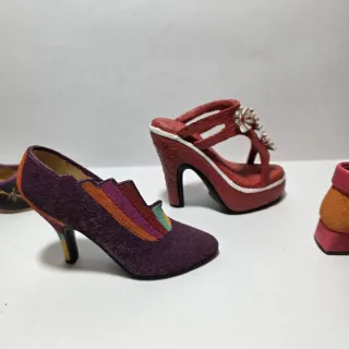 Lotto di 5 scarpette in miniatura The Wonder Shoe