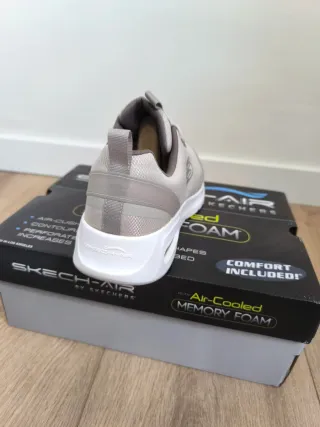 Zapatillas Skechers Talla 44 Memory Foam Nuevas