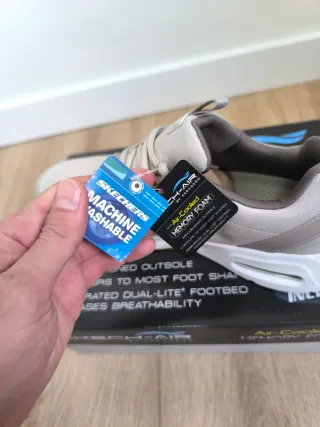 Zapatillas Skechers Talla 44 Memory Foam Nuevas