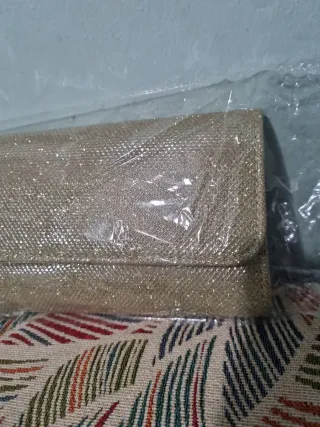 Zapatos de tacón dorados talla 38