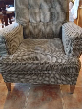 Sofá y 2 sillones tapicería