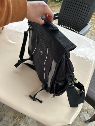 Bolsa bandolera / maletín HewSaw negro con varios