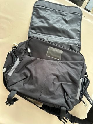 Bolsa bandolera / maletín HewSaw negro con varios