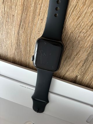 Apple Watch Series 6 GPS 40mm + accesorios