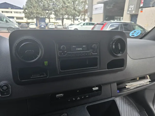 Mercedes-Benz Sprinter 2021