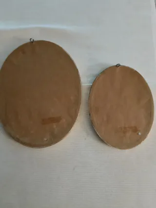 2 Cuadros Ovalados Dorados vintage