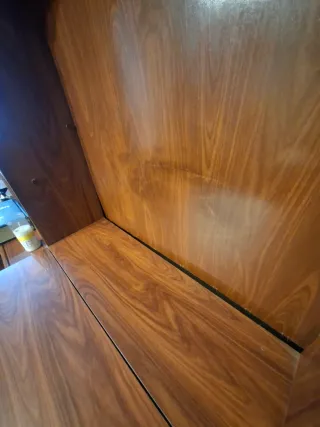 Librería de salón madera y cristal