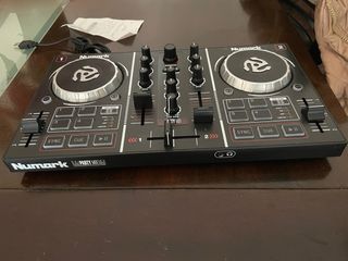 Numark Party Mix Mesa DJ