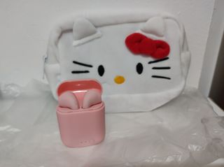Neceser Hello Kitty y Auriculares Bluetooth a eleg