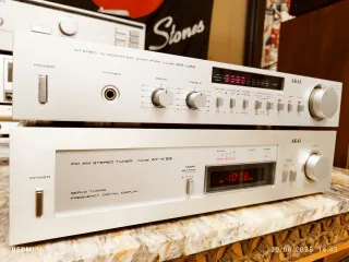 Amplificador y Tuner Akai AM-U22 AT-K33 Plata