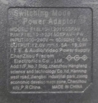 Adaptador de Corriente 12V 1.5A